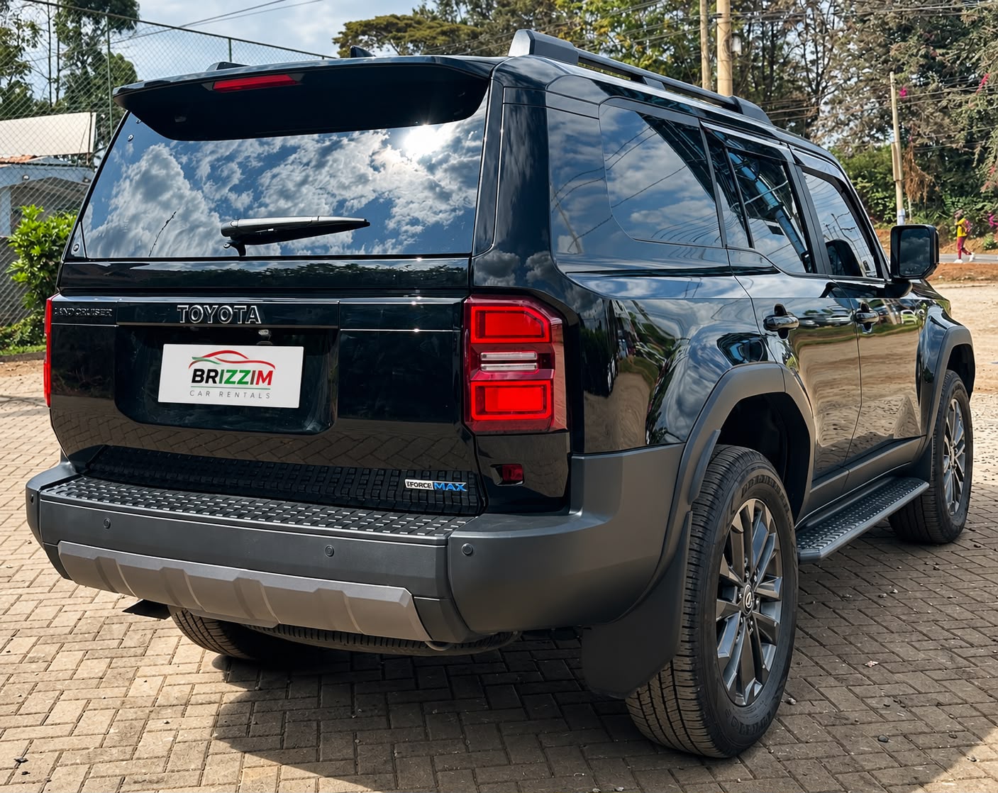 PRADO J250 CHAUFFEURED