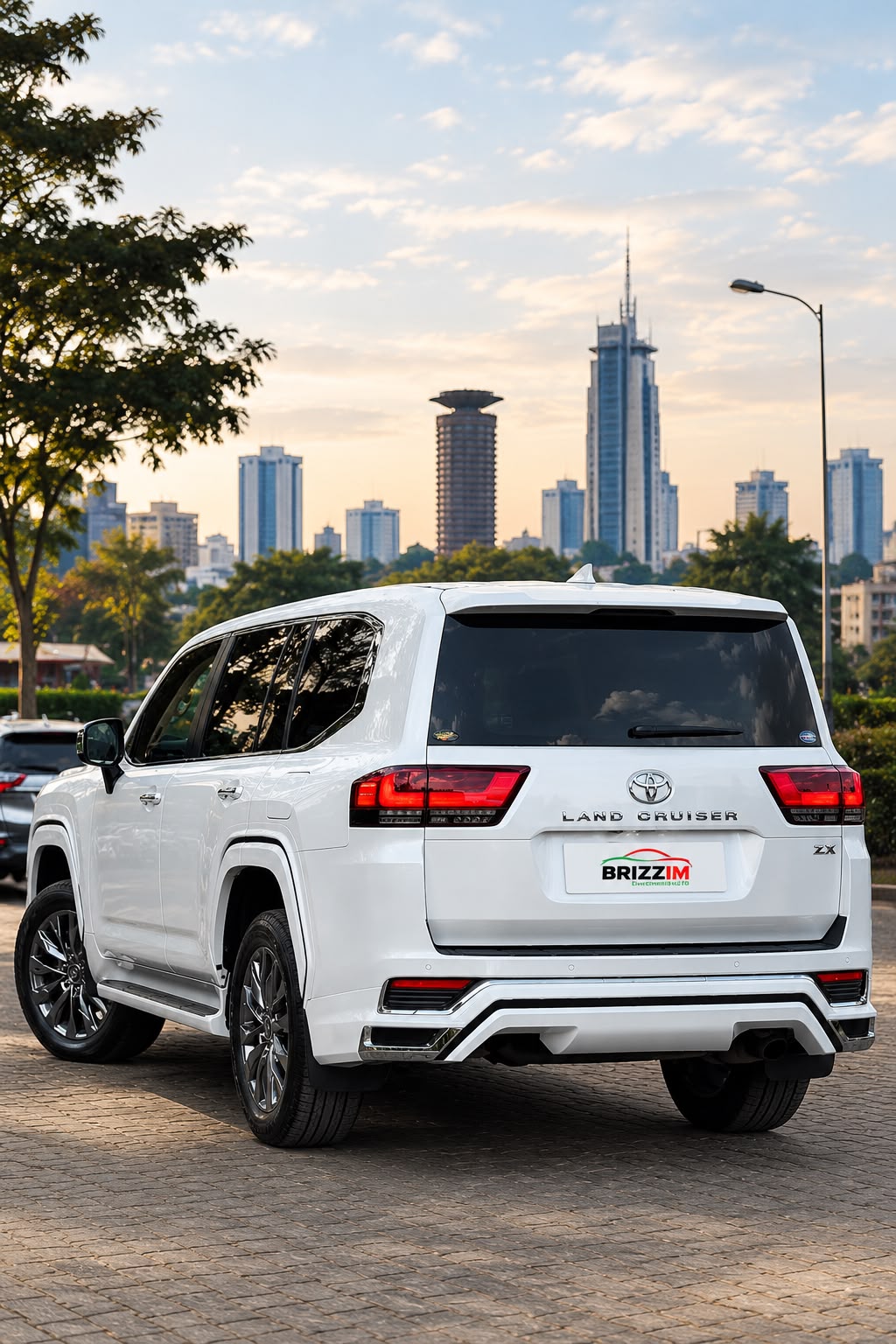 LAND CRUISER LC300 CHAUFFERED